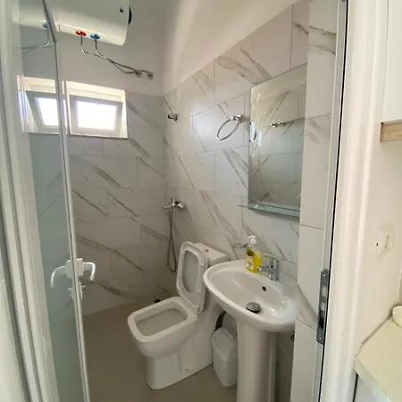 Guximi * Ksamil