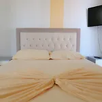 Apartman Guximi *