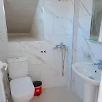 Guximi * Ksamil